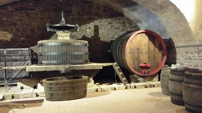 cave tonneau domaine beaujolais